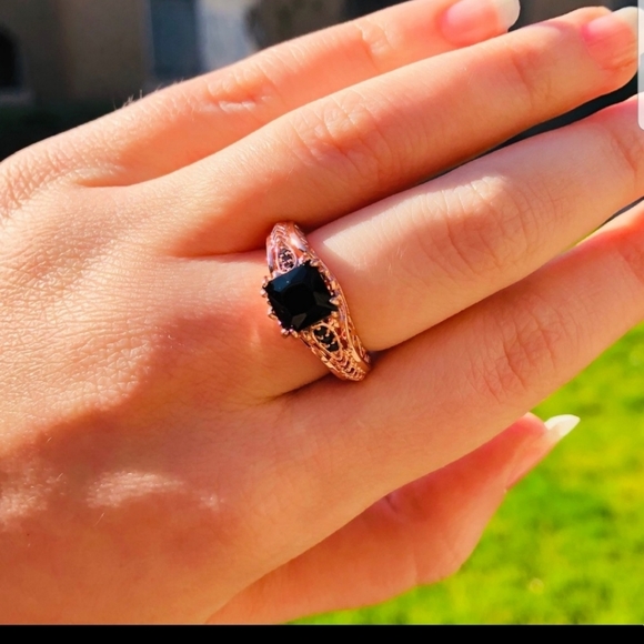 NEW STERLING STERLING STAMPED BLACK SAPPHIRE RING - Picture 4 of 4